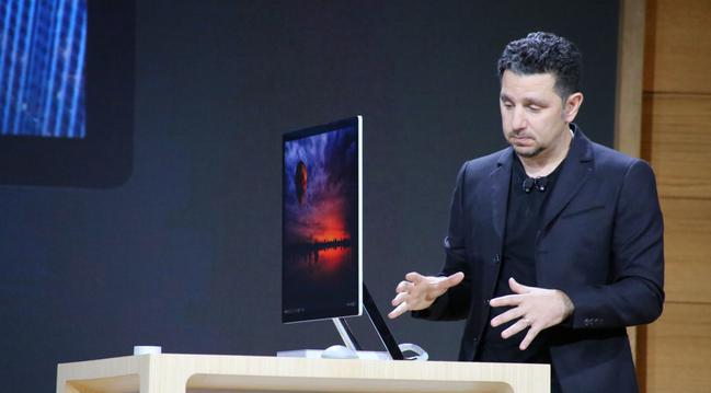Surface Studio اولین کامپیوتر دسکتاپ از خانواده سرفیس معرفی شد