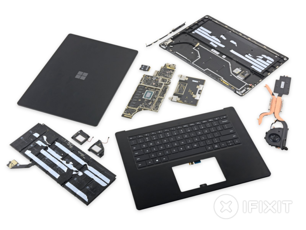iFixit: تعویض هارد سرفیس لپ تاپ 3 بسیار آسان است iFixit: تعویض هارد سرفیس لپ تاپ 3 بسیار آسان است